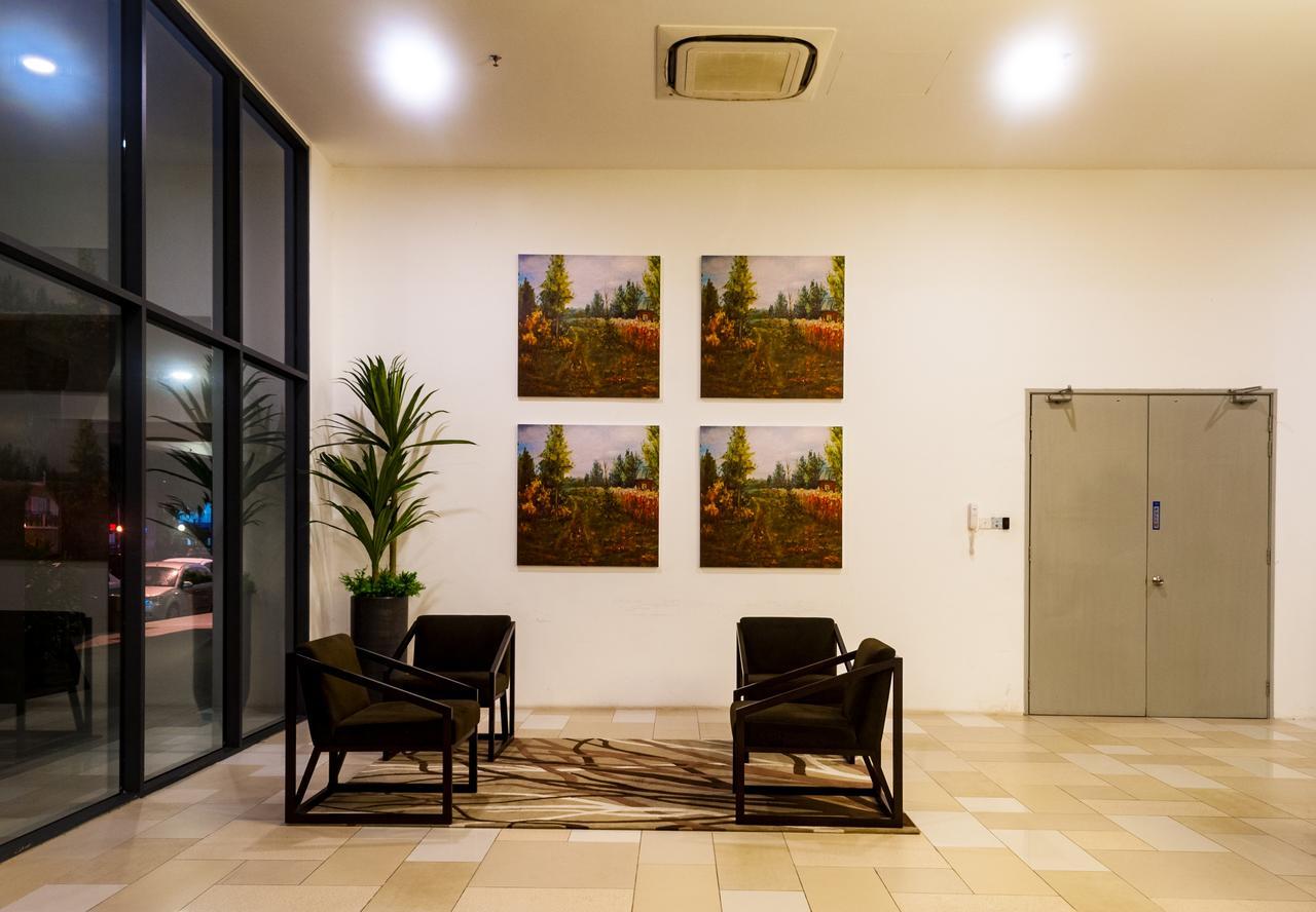 Lazy Traveler'S Suite By D Imperio Homestay George Town Eksteriør bilde